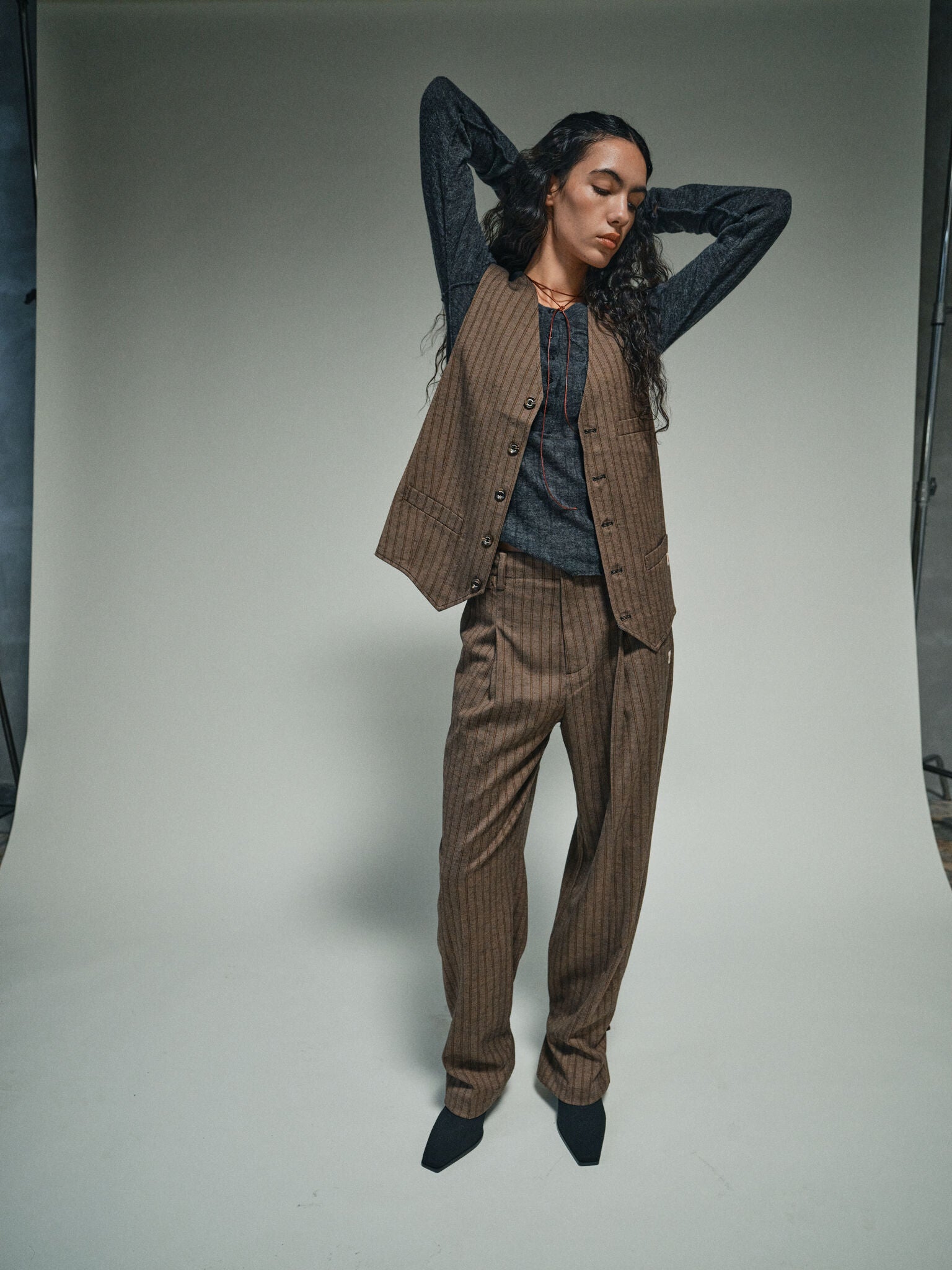 Modelshot / Grey Melange / Detail